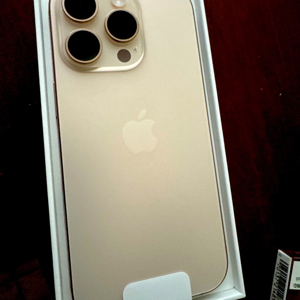 This is a brand new never used iPhone 16 pro. Unlocked 256 storage DESERT COLOR